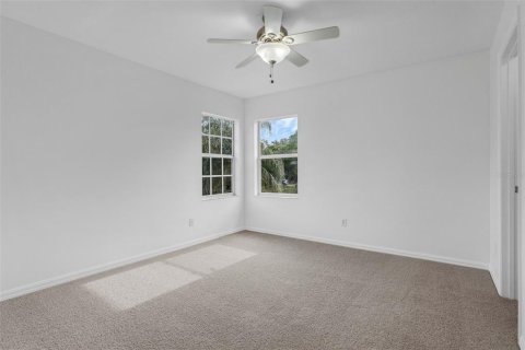 House in Oviedo, Florida 4 bedrooms, 299.33 sq.m. № 1907471 - photo 29