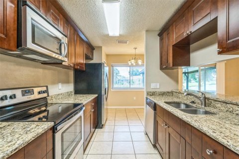 Casa en venta en Brandon, Florida, 3 dormitorios, 160.63 m2 № 1803148 - foto 20