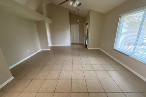 Casa en venta en Brandon, Florida, 3 dormitorios, 160.63 m2 № 1803148 - foto 3