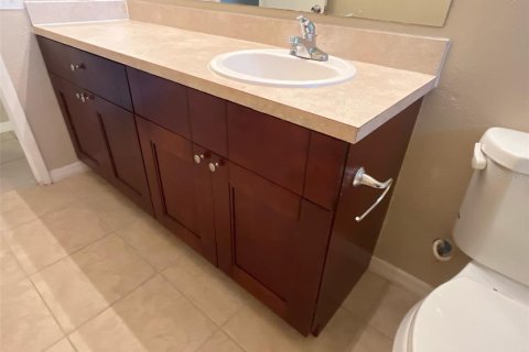 Casa en venta en Brandon, Florida, 3 dormitorios, 160.63 m2 № 1803148 - foto 14