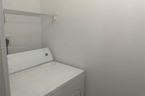 Copropriété à louer à Coral Springs, Floride: 1 chambre, 82.22 m2 № 1968807 - photo 7