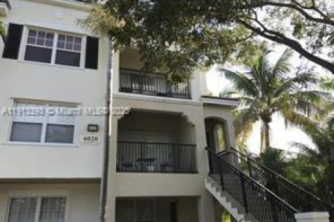 Copropriété à louer à Coral Springs, Floride: 1 chambre, 82.22 m2 № 1968807 - photo 1