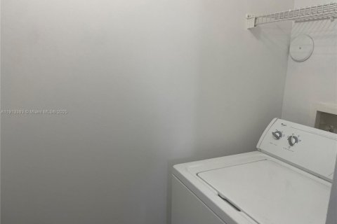 Copropriété à louer à Coral Springs, Floride: 1 chambre, 82.22 m2 № 1968807 - photo 8