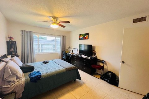 Condo in Fort Lauderdale, Florida, 2 bedrooms № 2187375 - photo 14