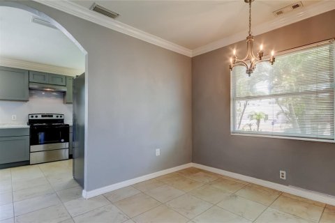 House in Redington Beach, Florida 3 bedrooms, 168.71 sq.m. № 1759560 - photo 25
