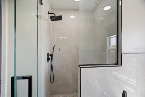 Casa en venta en Haines City, Florida, 6 dormitorios, 254.83 m2 № 1721226 - foto 27