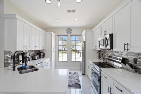 Casa en venta en Haines City, Florida, 6 dormitorios, 254.83 m2 № 1721226 - foto 7