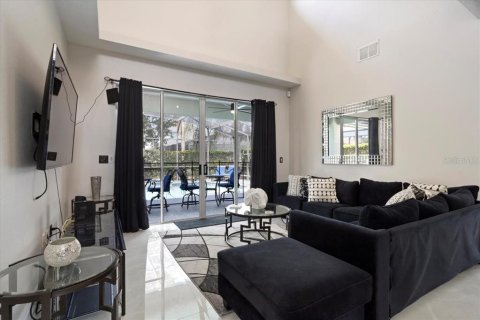 Casa en venta en Haines City, Florida, 6 dormitorios, 254.83 m2 № 1721226 - foto 6