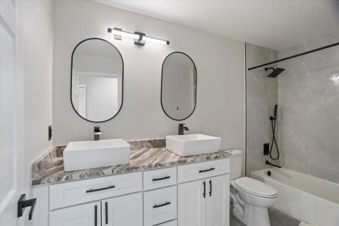 Casa en venta en Haines City, Florida, 6 dormitorios, 254.83 m2 № 1721226 - foto 23