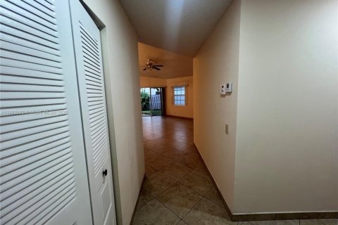 Купить виллу или дом в Уэстон, Флорида 3 спальни, № 1929766 - фото 13