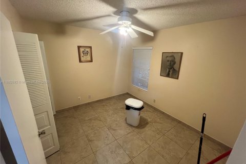 Купить виллу или дом в Уэстон, Флорида 3 спальни, № 1929766 - фото 14