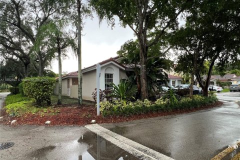 Купить виллу или дом в Уэстон, Флорида 3 спальни, № 1929766 - фото 3