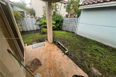 Купить виллу или дом в Уэстон, Флорида 3 спальни, № 1929766 - фото 4