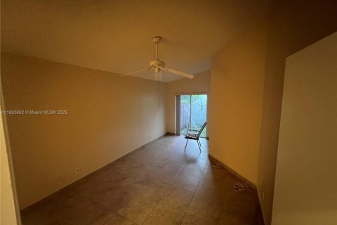 Купить виллу или дом в Уэстон, Флорида 3 спальни, № 1929766 - фото 16