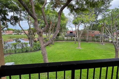 Copropriété à vendre à Greenacres, Floride: 2 chambres, 83.61 m2 № 2153699 - photo 3