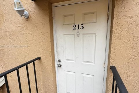 Copropriété à vendre à Greenacres, Floride: 2 chambres, 83.61 m2 № 2153699 - photo 1