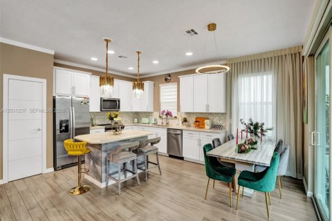 Villa ou maison à Hollywood, Floride 3 chambres, 174.75 m2 № 2262520