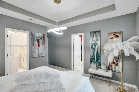 Villa ou maison à vendre à Hollywood, Floride: 3 chambres, 174.75 m2 № 2262520 - photo 27
