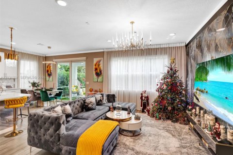 Villa ou maison à vendre à Hollywood, Floride: 3 chambres, 174.75 m2 № 2262520 - photo 8