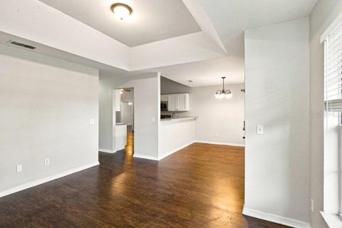 Villa ou maison à louer à Auburndale, Floride: 3 chambres, 122.91 m2 № 2389062 - photo 4