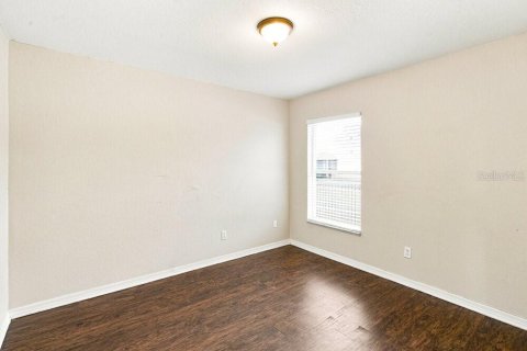 Villa ou maison à louer à Auburndale, Floride: 3 chambres, 122.91 m2 № 2389062 - photo 15