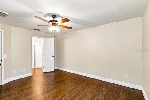 Villa ou maison à louer à Auburndale, Floride: 3 chambres, 122.91 m2 № 2389062 - photo 10