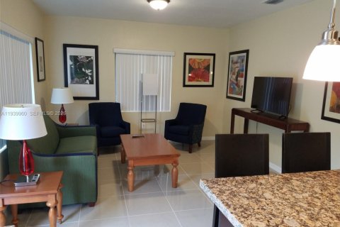 Appartement à louer à Hollywood, Floride: 1 chambre № 1997124 - photo 7
