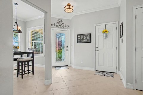 Townhouse in Orlando, Florida 4 bedrooms, 215.9 sq.m. № 2142544 - photo 5
