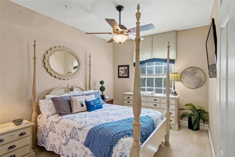 Townhouse in Orlando, Florida 4 bedrooms, 215.9 sq.m. № 2142544 - photo 21