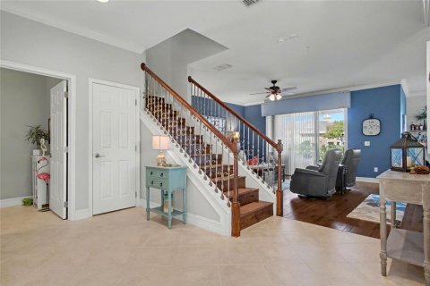Townhouse in Orlando, Florida 4 bedrooms, 215.9 sq.m. № 2142544 - photo 6