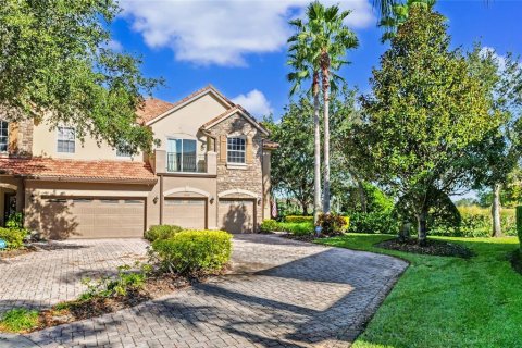 Townhouse in Orlando, Florida 4 bedrooms, 215.9 sq.m. № 2142544