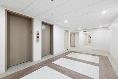 Купить кондоминиум в Хайленд-Бич, Флорида 5 комнат, 102.19м2, № 2183839 - фото 23