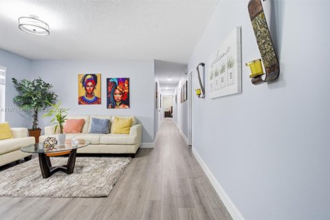 Villa ou maison à vendre à Plantation, Floride: 4 chambres, 219.06 m2 № 2034012 - photo 26