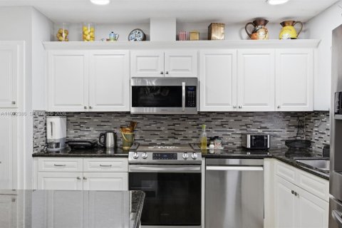 Villa ou maison à vendre à Plantation, Floride: 4 chambres, 219.06 m2 № 2034012 - photo 23