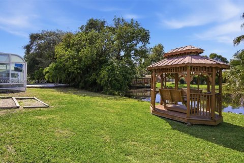 Villa ou maison à vendre à Plantation, Floride: 4 chambres, 219.06 m2 № 2034012 - photo 10