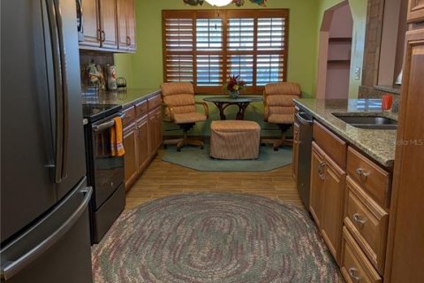 House in Pinellas Park, Florida 2 bedrooms, 166.67 sq.m. № 2221930 - photo 14