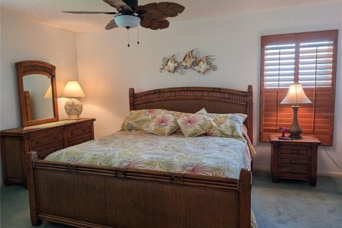 House in Pinellas Park, Florida 2 bedrooms, 166.67 sq.m. № 2221930 - photo 27