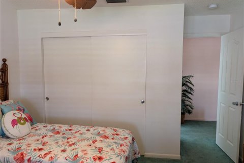 House in Pinellas Park, Florida 2 bedrooms, 166.67 sq.m. № 2221930 - photo 11