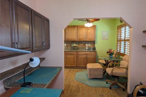 House in Pinellas Park, Florida 2 bedrooms, 166.67 sq.m. № 2221930 - photo 19
