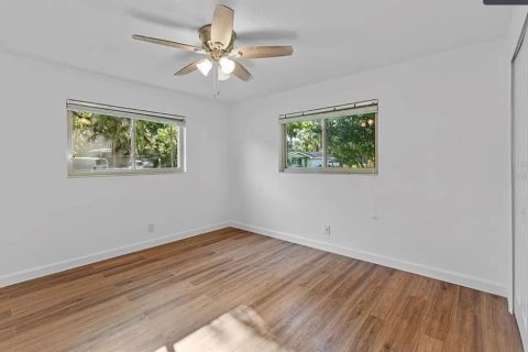 House in Port Orange, Florida 3 bedrooms, 115.38 sq.m. № 1915147 - photo 8
