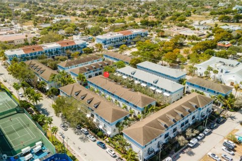 Adosado en Delray Beach, Florida 2 dormitorios, 148.27 m2 № 2031816