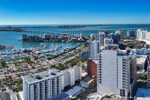 Condo in Sarasota, Florida, 3 bedrooms  № 1835568 - photo 3