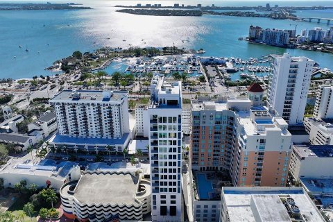 Condo in Sarasota, Florida, 3 bedrooms  № 1835568 - photo 4