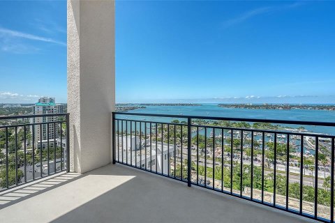 Condo in Sarasota, Florida, 3 bedrooms  № 1835568 - photo 20