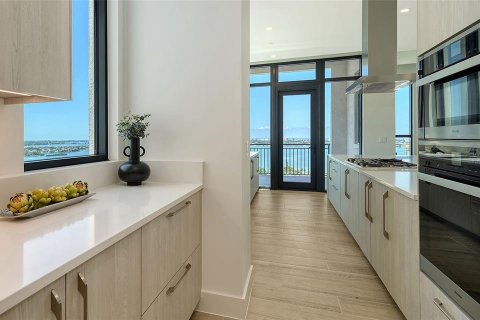 Condo in Sarasota, Florida, 3 bedrooms  № 1835568 - photo 17
