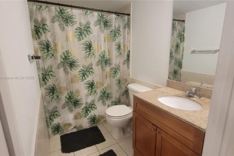 Купить кондоминиум в Майами, Флорида 2 спальни, 74.14м2, № 2088899 - фото 7