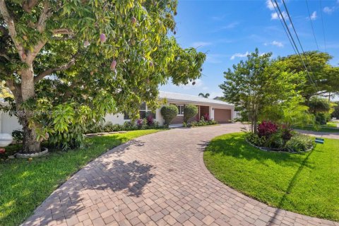 House in Fort Lauderdale, Florida 3 bedrooms, 216.93 sq.m. № 2046813 - photo 4