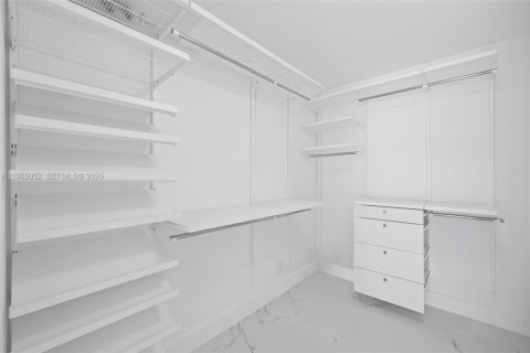 House in Fort Lauderdale, Florida 3 bedrooms, 216.93 sq.m. № 2046813 - photo 25