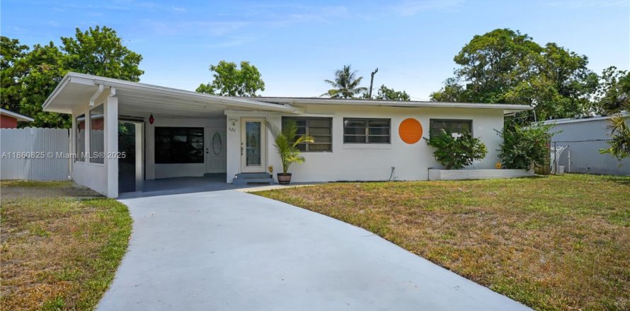 House in Fort Lauderdale, Florida 3 bedrooms, 105.91 sq.m. № 1889137