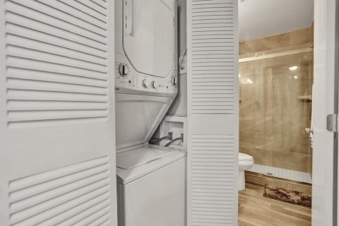 Copropriété à vendre à West Palm Beach, Floride: 2 chambres, 111.2 m2 № 2182771 - photo 25